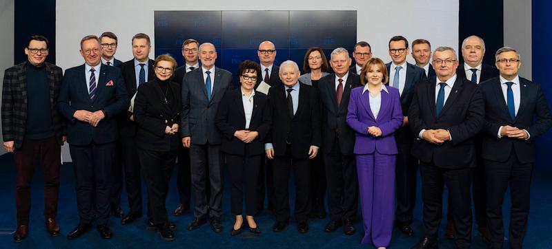 Zwycięstwo PiS w wyborach 2015