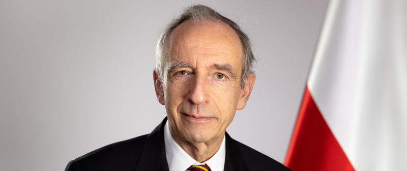 Kontrowersje fakty mity i reakcje społeczne