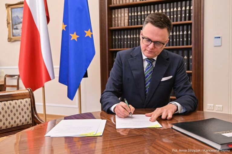 Poznaj aktualnego marszałka Sejmu RP i jego zadania w polityce