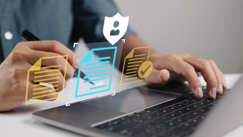 Komunikacja polityki prywatności z użytkownikami