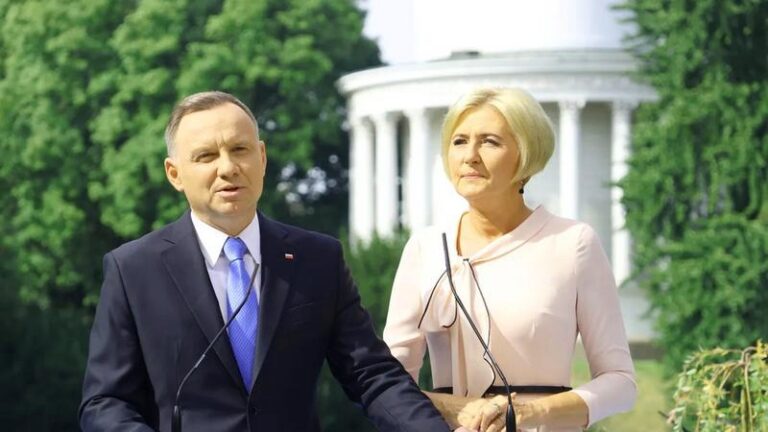 Ile wynosi emerytura prezydenta? Oto szczegóły, które musisz znać